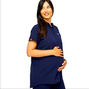 Figs Maternity Kitale Navy Scrub Top